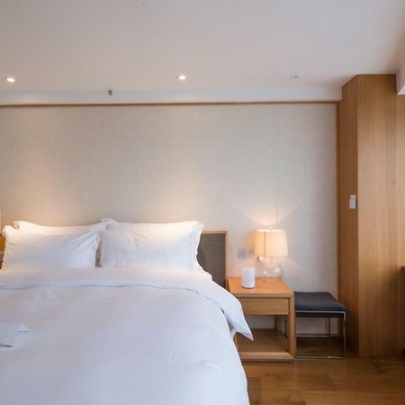 Bai Yun Qin She Boutique Hotel Чунцин Екстериор снимка
