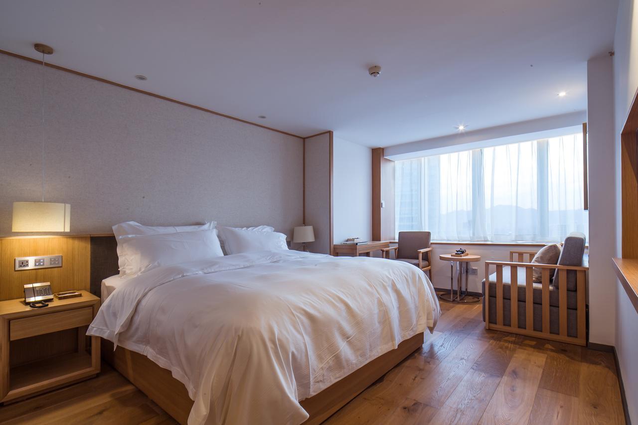 Bai Yun Qin She Boutique Hotel Чунцин Екстериор снимка