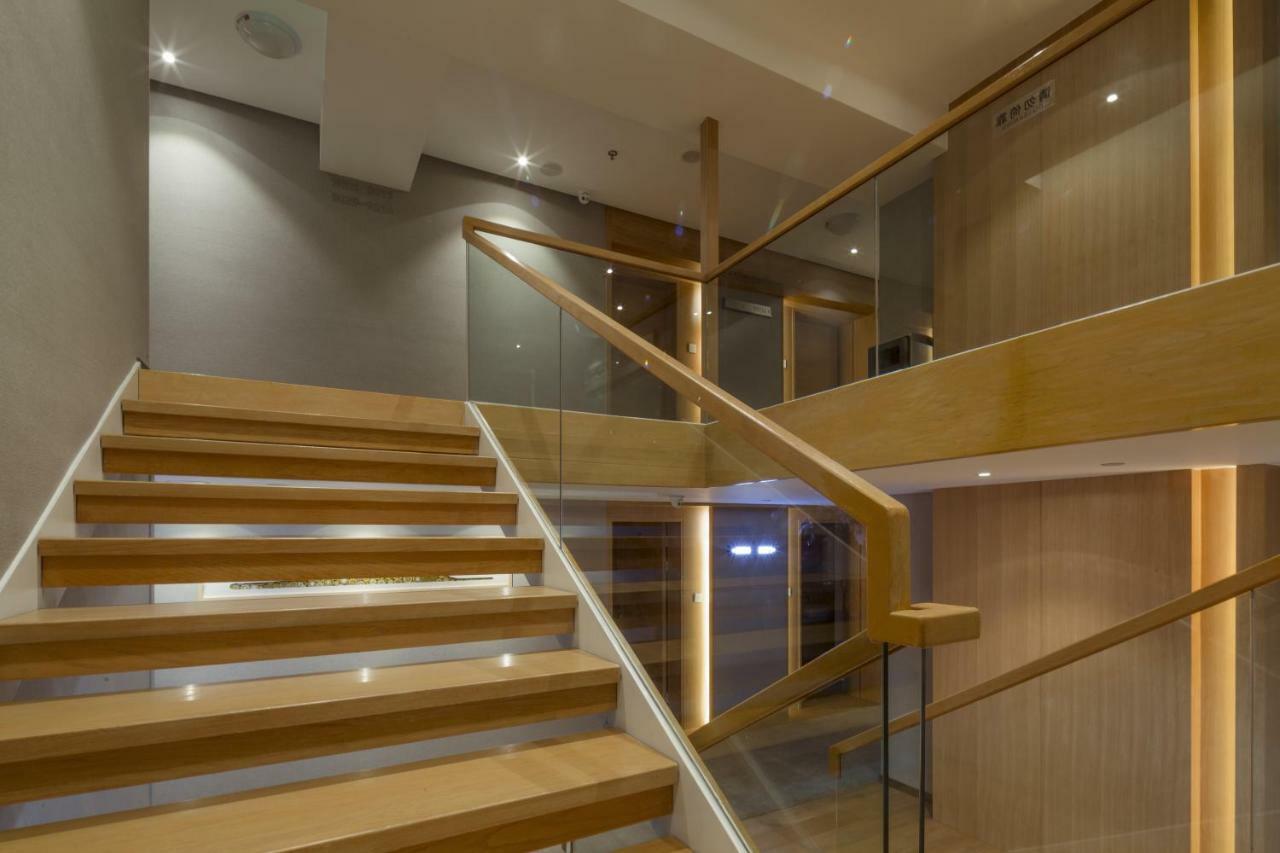 Bai Yun Qin She Boutique Hotel Чунцин Екстериор снимка